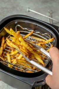 how to make frozen french fries in air fryer