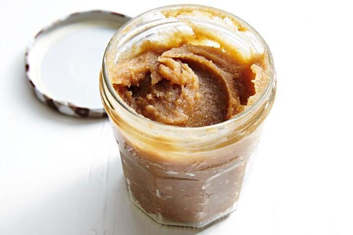 Chestnut-Puree-freezing in plastic container-cookingthursday.com