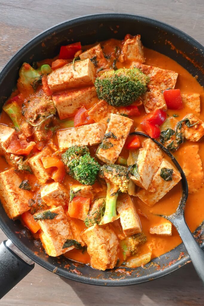 tofu veggies curry in pan-cookingthursday.com